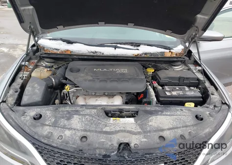 2015 Chrysler 200 Limited from USA, damaged, VIN 1C3CCCAB5FN675493